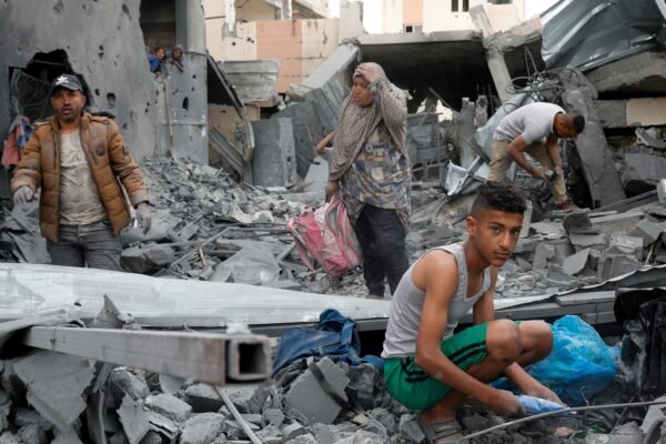 Israeli operation in Gaza expanding to seize 'large areas', says the Minister of Defense