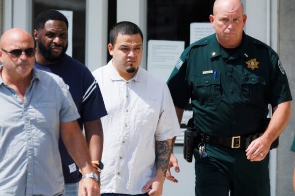 Abrego García's lawyers say that the Government that tries to force him to accept the guilty statement or deportation to Uganda