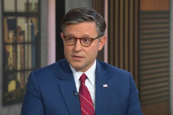 The speaker of the Mike Johnson house intervenes in the agitation of the CDC, the Epstein files and more in 'Good Morning America'