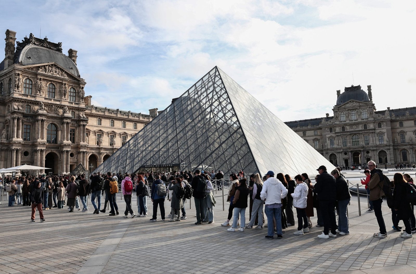 PHOTO: FRANCE-MUSEUM-THEFT-INVESTIGATION-TOURISM